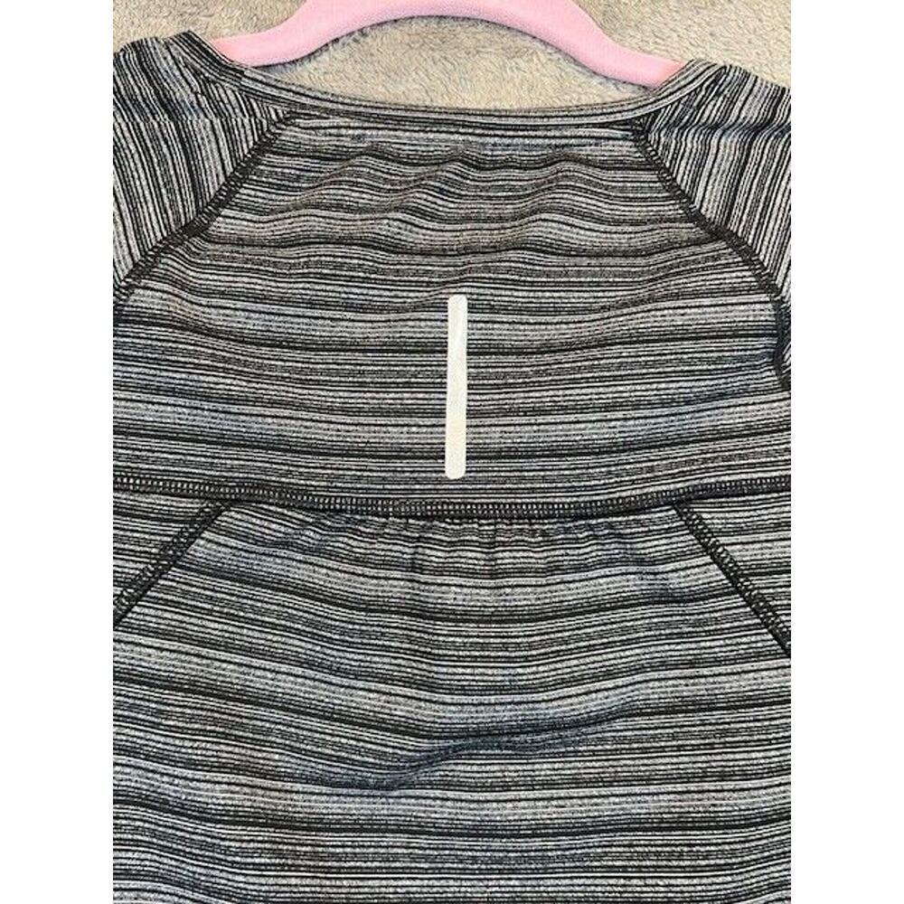 Reebok Women's Athletic Long Sleeve Grey/Black Athletic Shirt Pullover! Size S - Picture 8 of 8